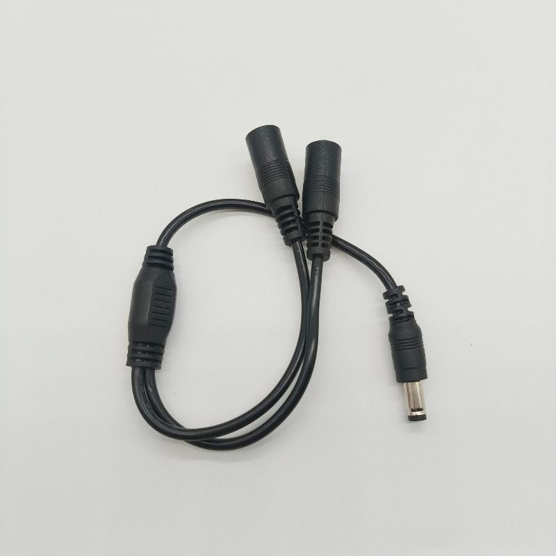 Cavo Splitter di Alimentazione - Outdoor Use Power Strip recensione e prezzo
